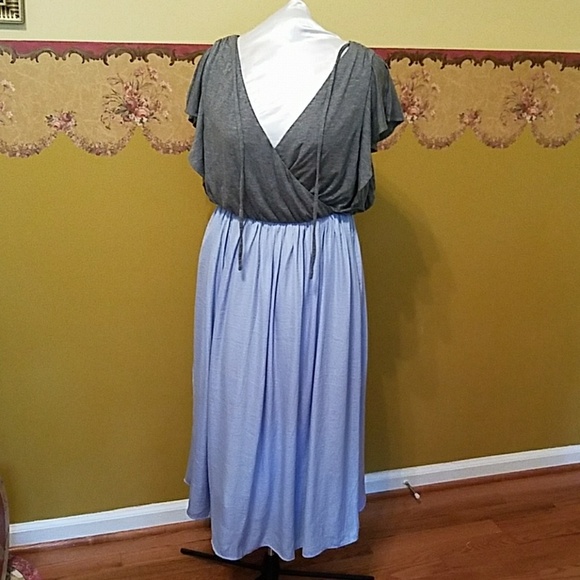 NWT - ANN TAYLOR RAYON & POLYESTER DRESS - Picture 1 of 5